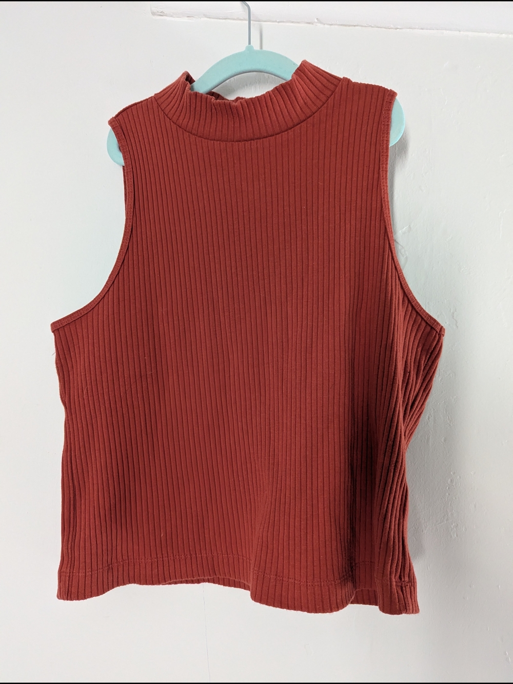 Old Navy Ribbed Mock Neck Tank - Rust - Picture 1 of 3